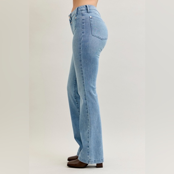 Judy Blue Denim - NEW🎉🎉Judy Blue Full Size Mid Rise Bootcut Jeans with Contrast Wash Plus Size